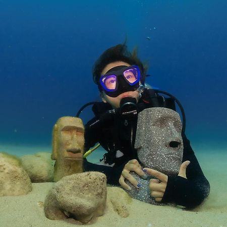 Stay Liuqiu Diving Hostel เสี่ยวหลิวฉิว ภายนอก รูปภาพ